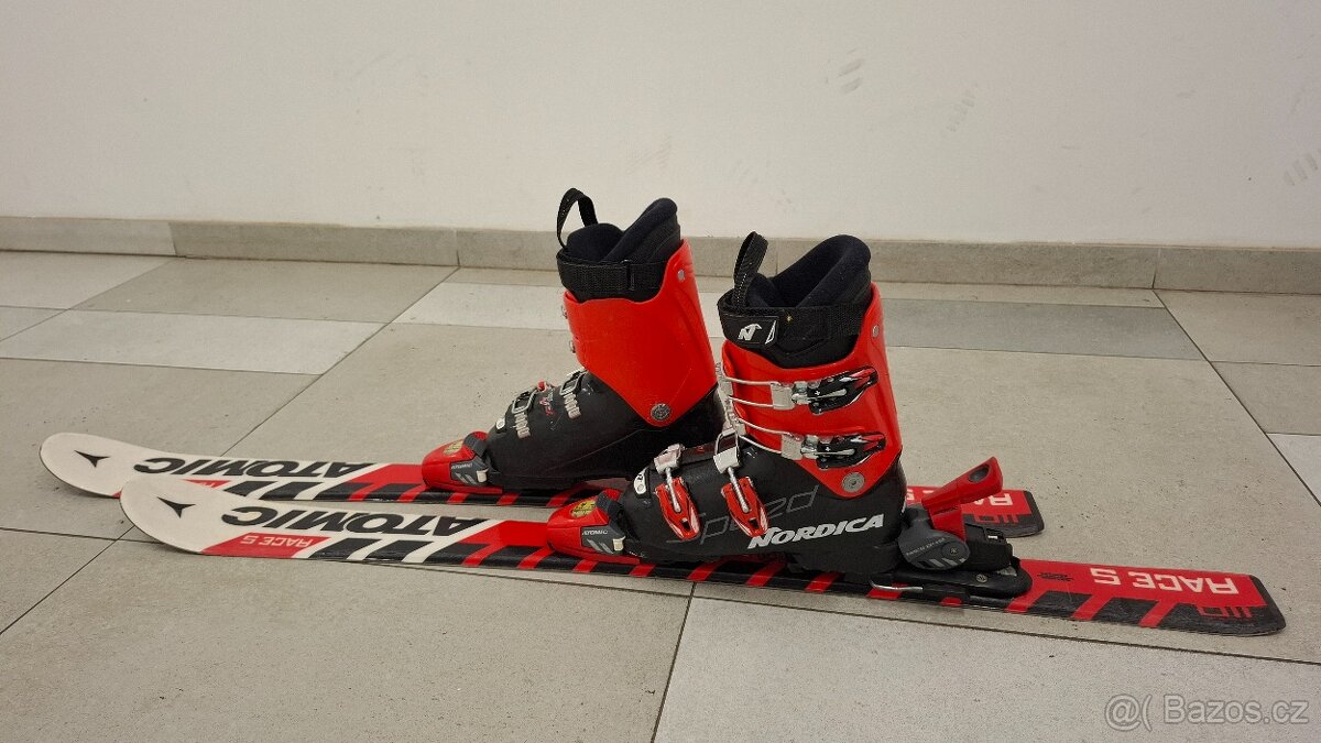 Dětské lyže Atomic 110 + lyžáky Nordica 22-22,5