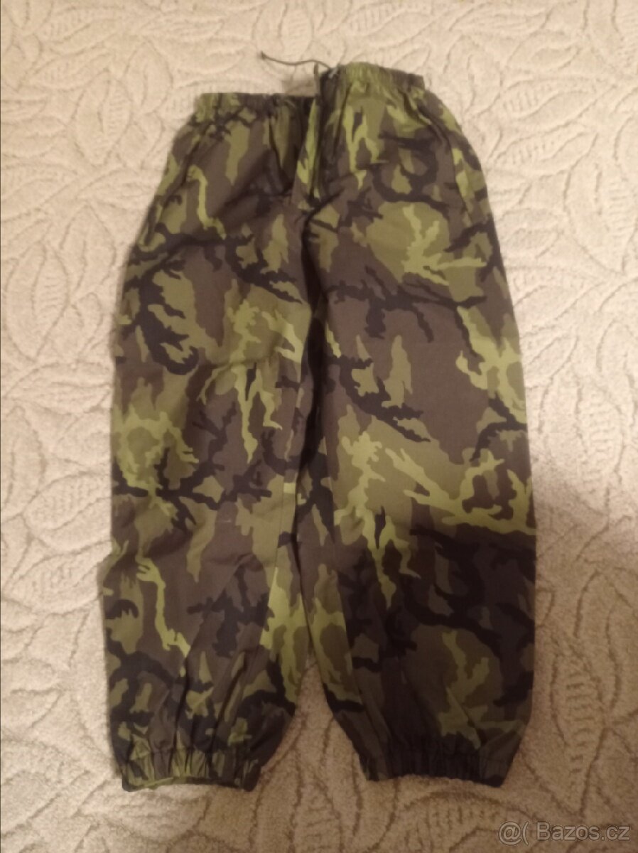 MASKÁČOVÉ   KALHOTY