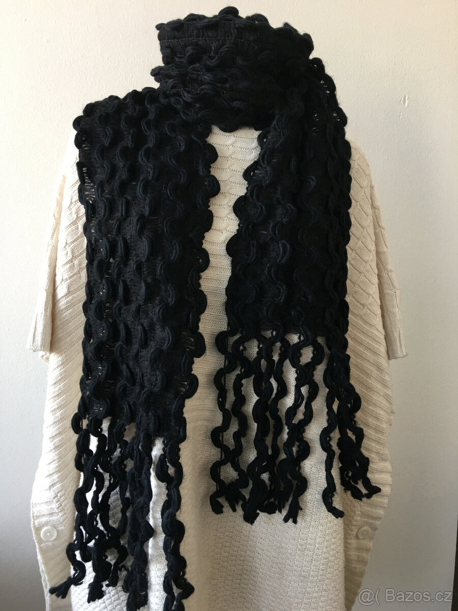 Dámská šála černá
