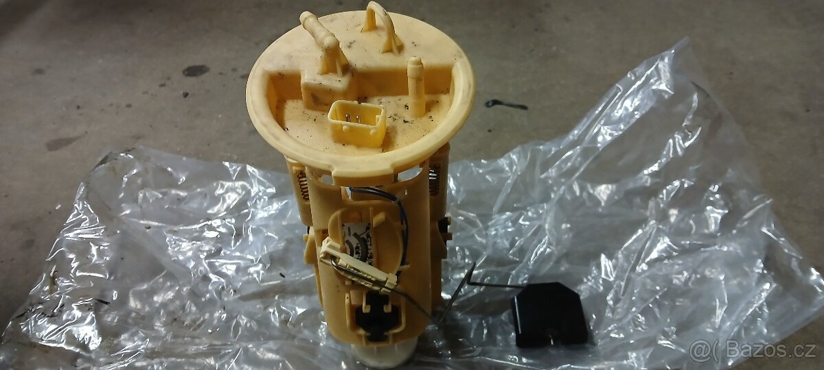 BMW 3,E46,Čepradlo nafty