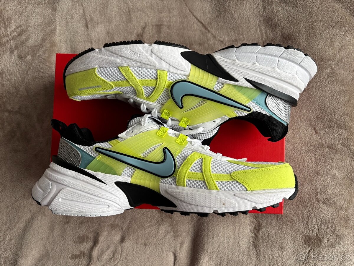 Nike V2K RUN