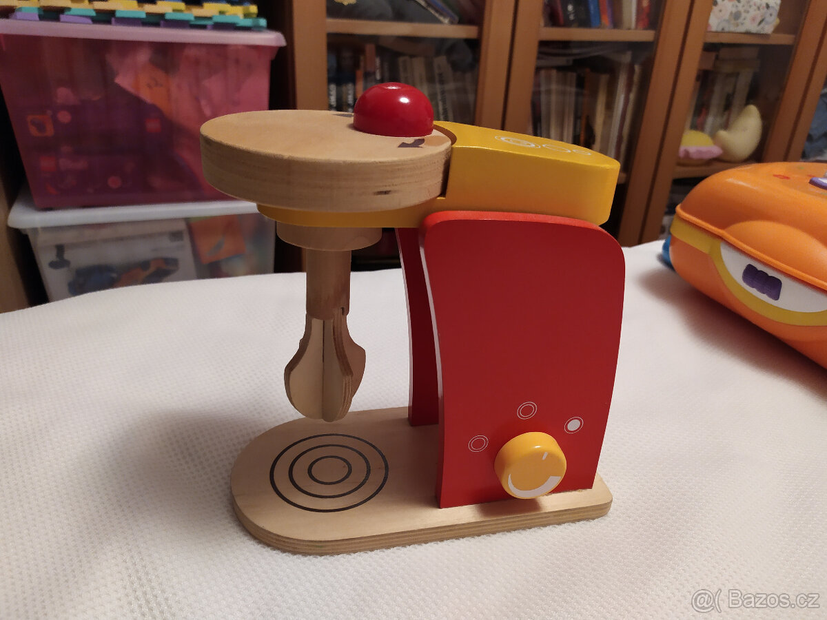 Dětský dřevěný blender