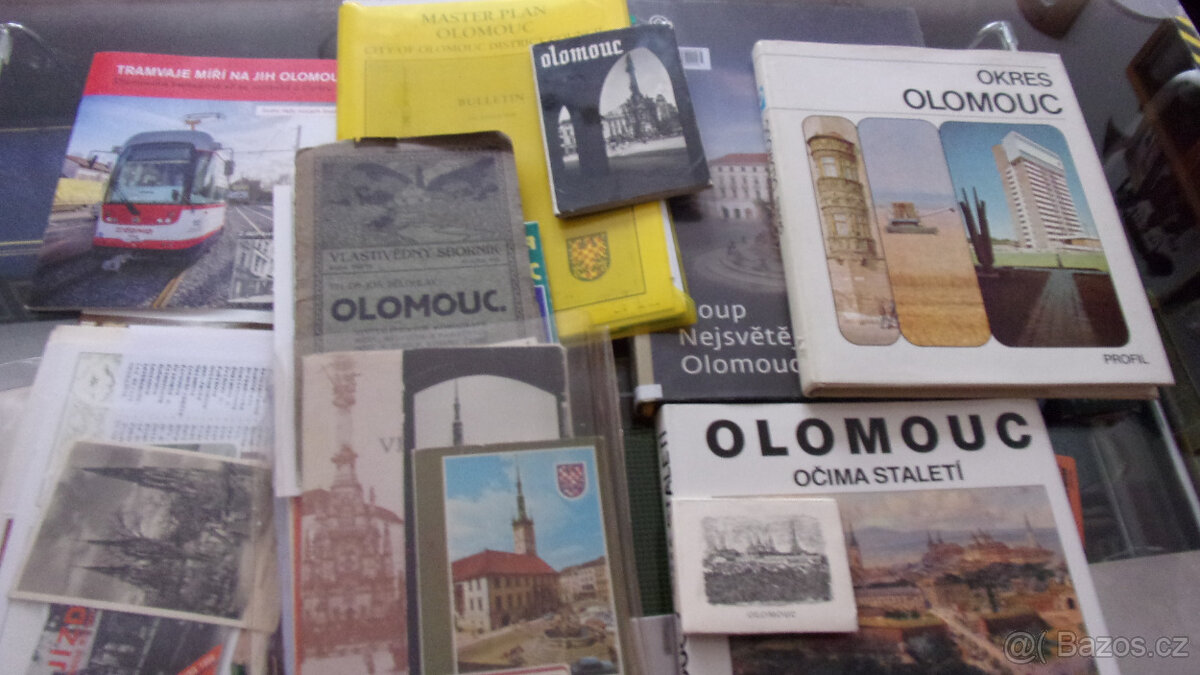 Olomouc v historii- knihy mapy leporela pohlednice a další