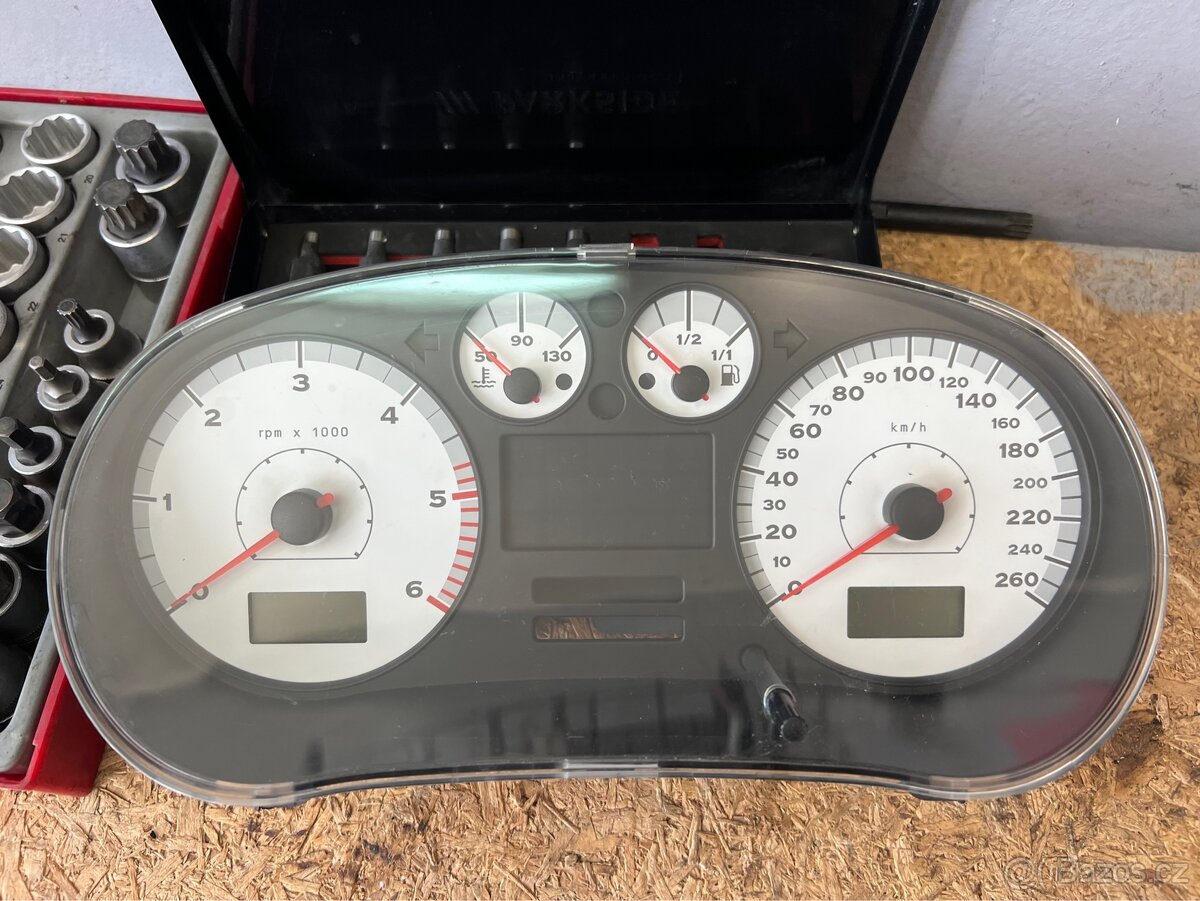 Topsport budíky Seat Leon/Toledo 1.9tdi