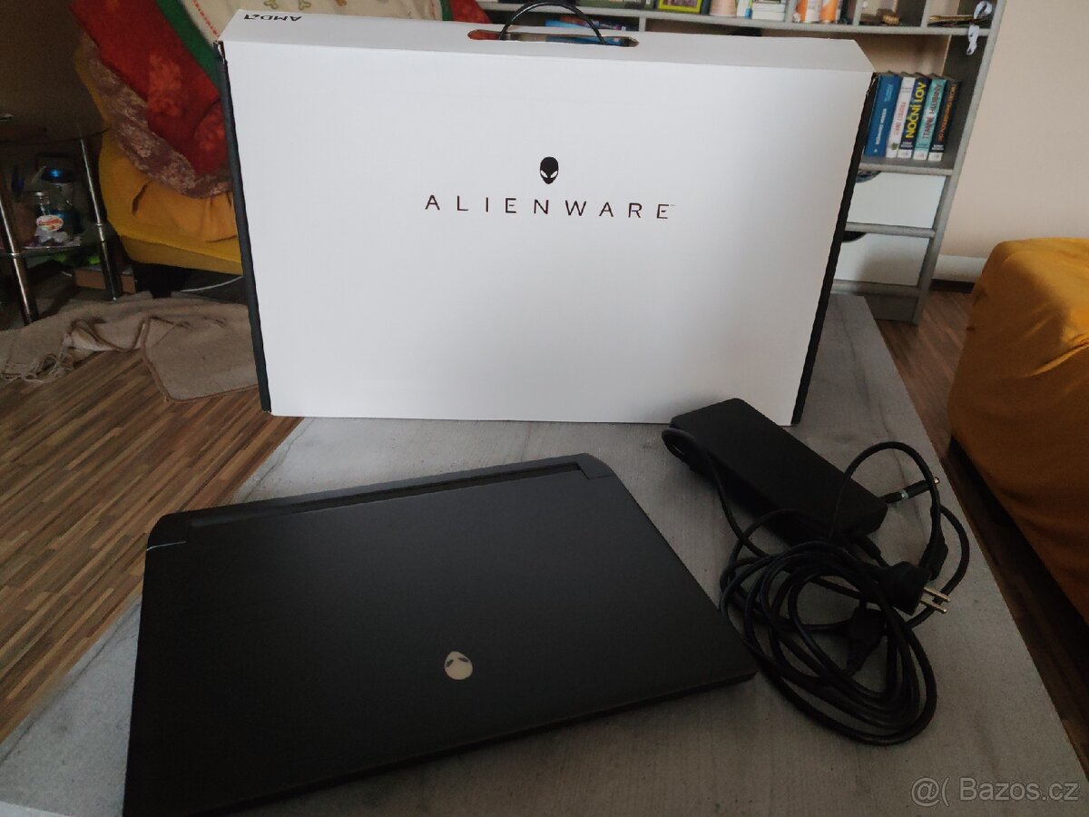 Alienware m17 R5 RTX 3070 Ti Záruka