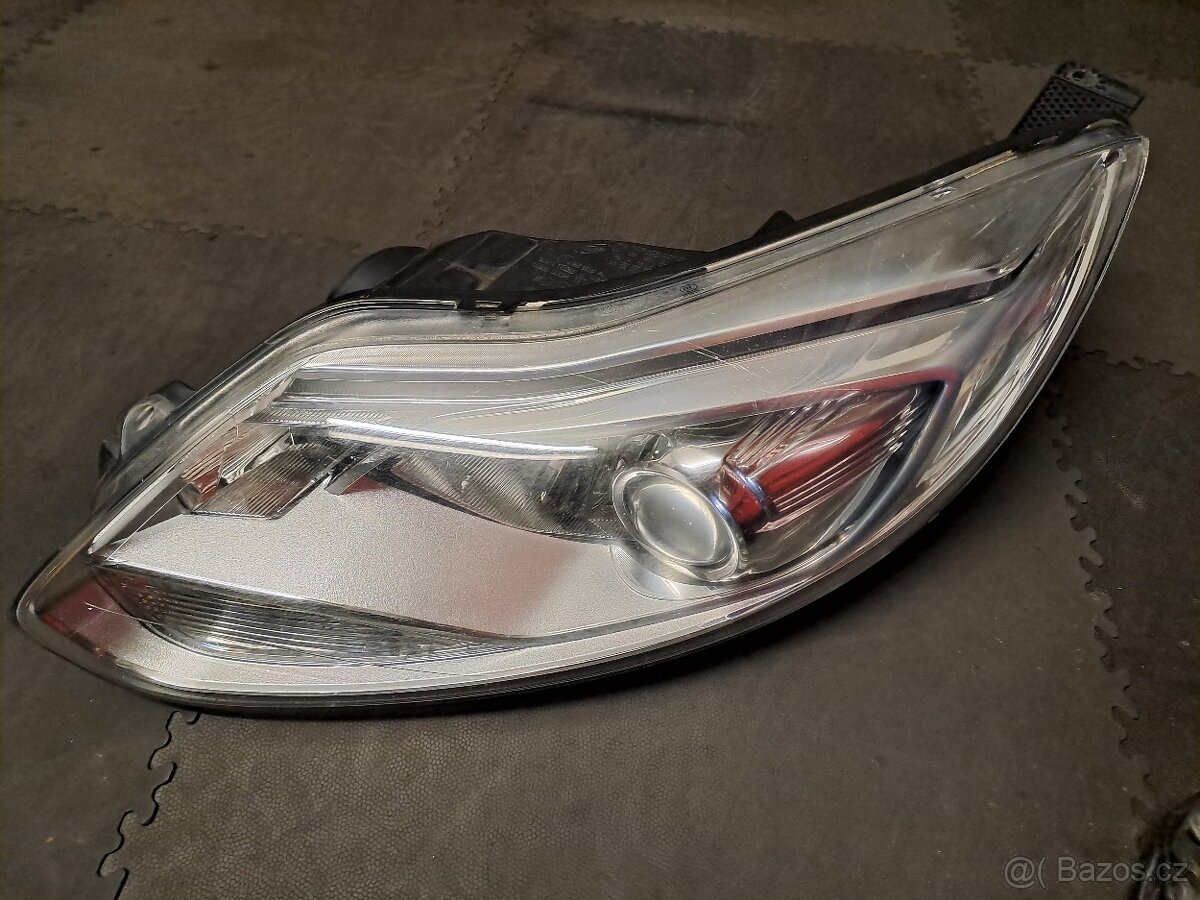 Ford FOCUS III Levý př.XENON D3S světlomet originál Ford