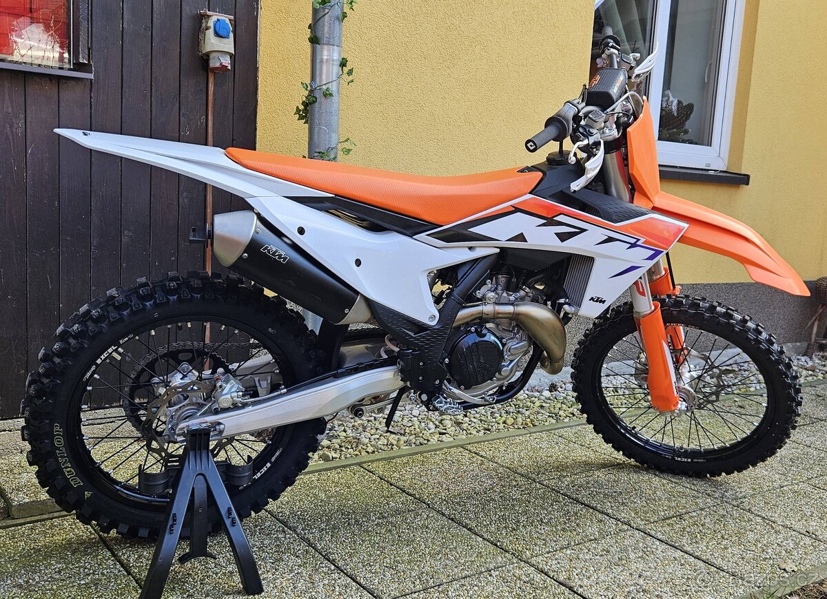 Prodám Motokrosový speciál KTM 300 SX 2020