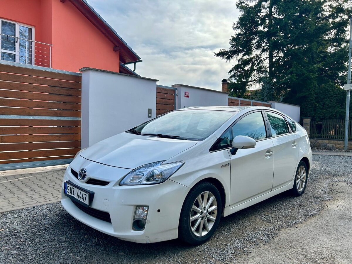 Toyota Prius Hybrid 1,8 73kw 2009 AUTOMAT