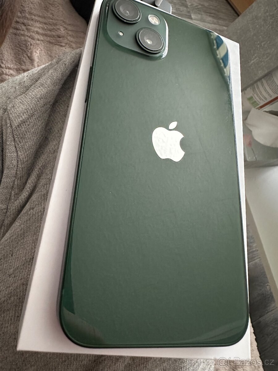 iPhone 13