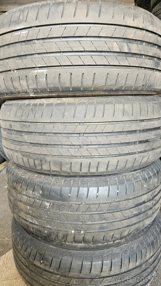 Sada letních pneu rozměr 225/50/18 značka Bridgestone