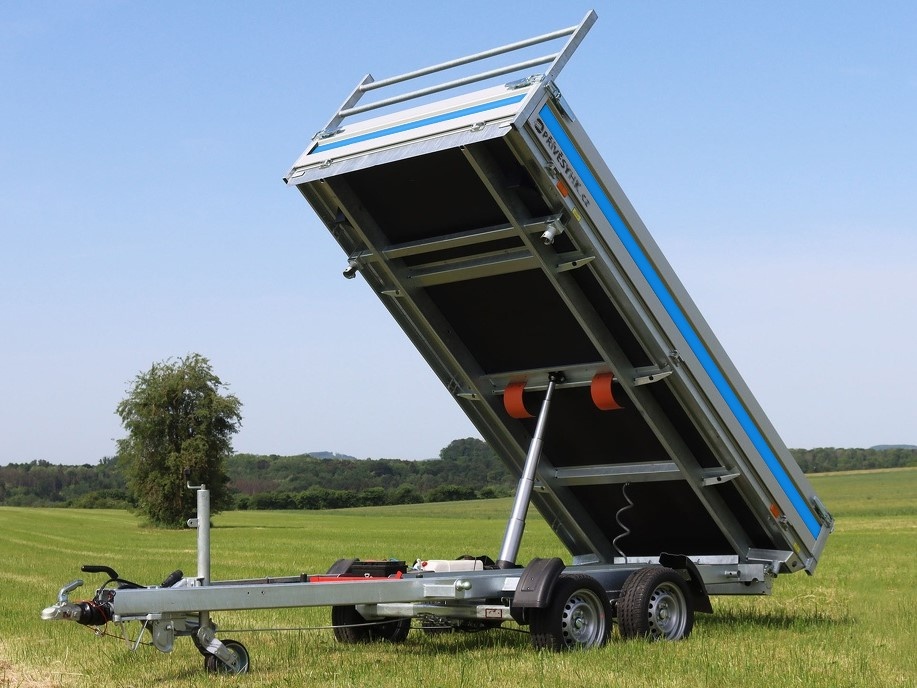 Sklopný přívěs, 360x180x35 cm, 3500 kg, elektrické sklápění