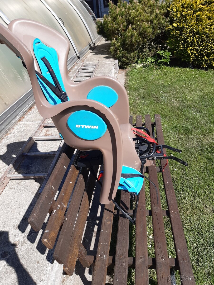 Dětská sedačka na kolo i s nosičem