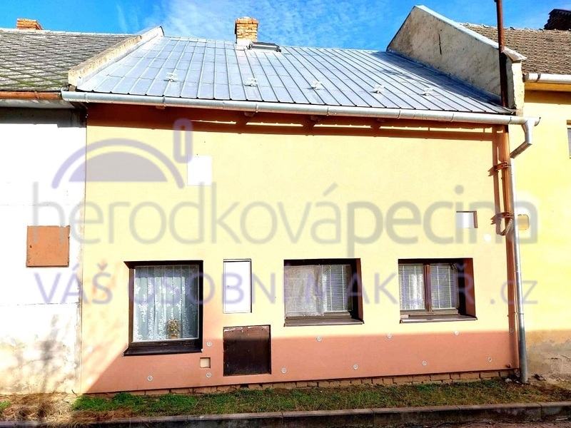 Prodej rodinného domu 2+1 s menší zahradou o celkové výměře