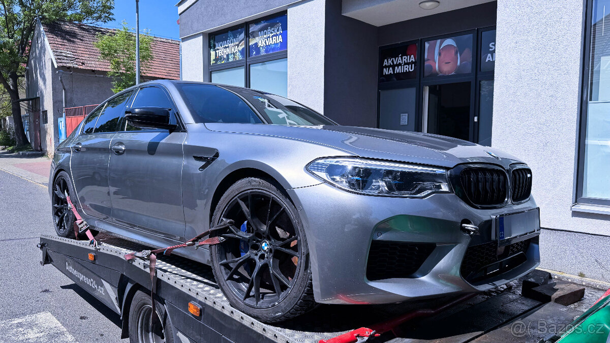 Vůz na náhradní díly BMW M5 F90 sedan 2019 S63M GA8HP-75Z C2