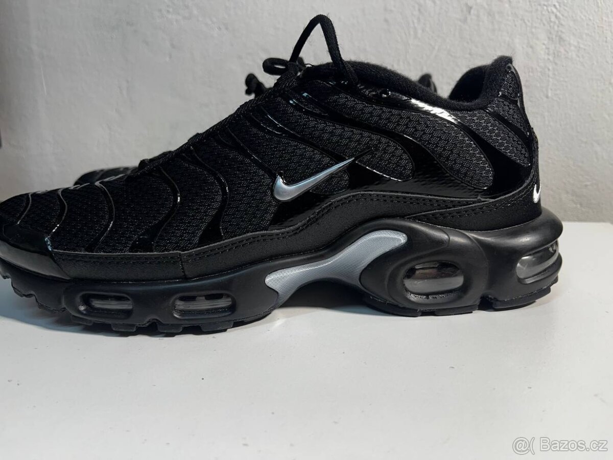 Nike Air Max Plus Black