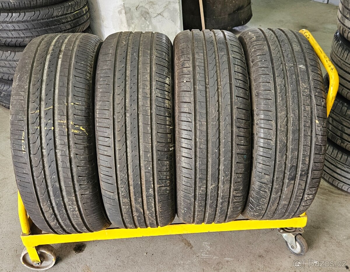 Prodám Letní pneumatiky 235/55/R18 100 W Pirelli Scorpion V