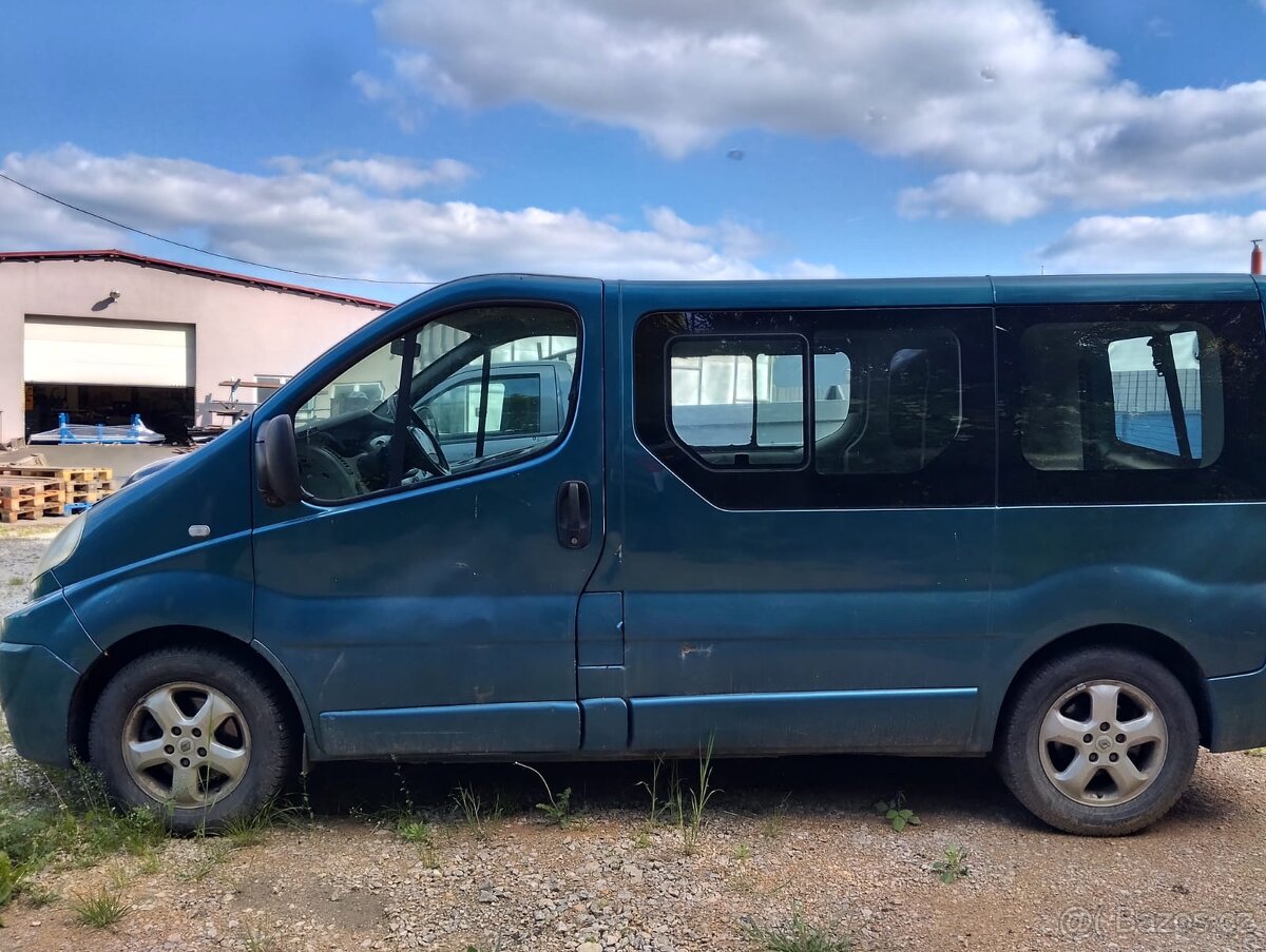 Renault Trafic Comfort 2,5 TDI