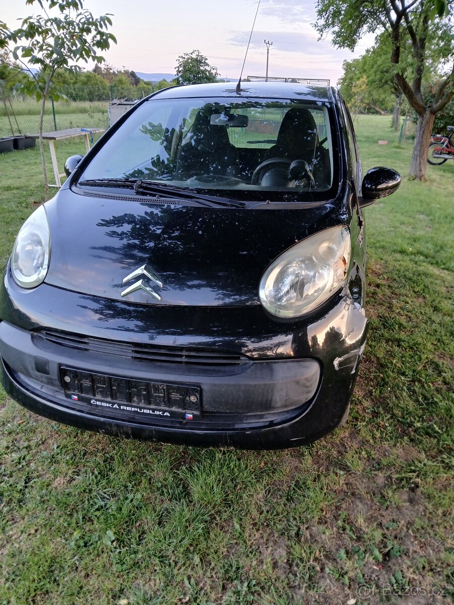 Citroen C1 rok 2009 veskere dily
