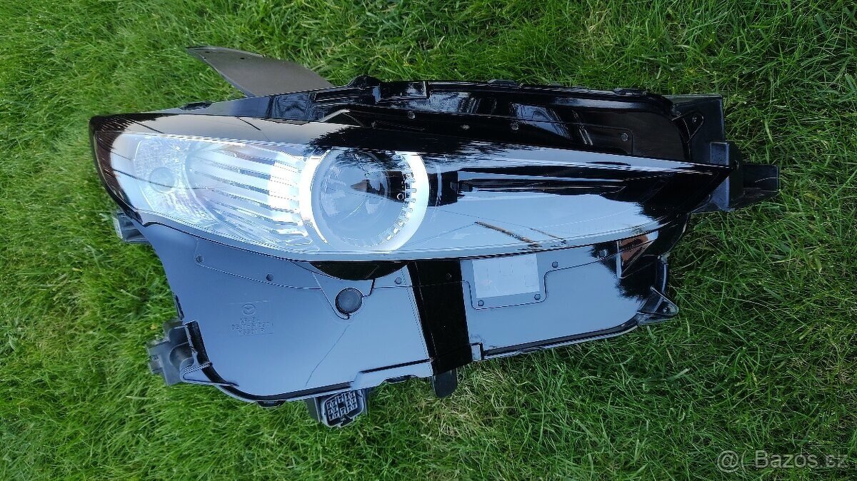 Mazda CX-30 CX30 2019 - Prave predne svetlo Full LED lampa