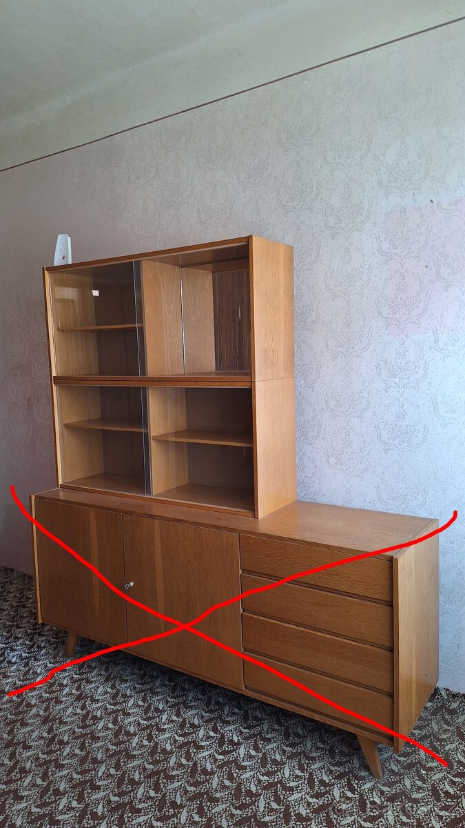 Zachovalé dýhované retro sektorové knihovny
