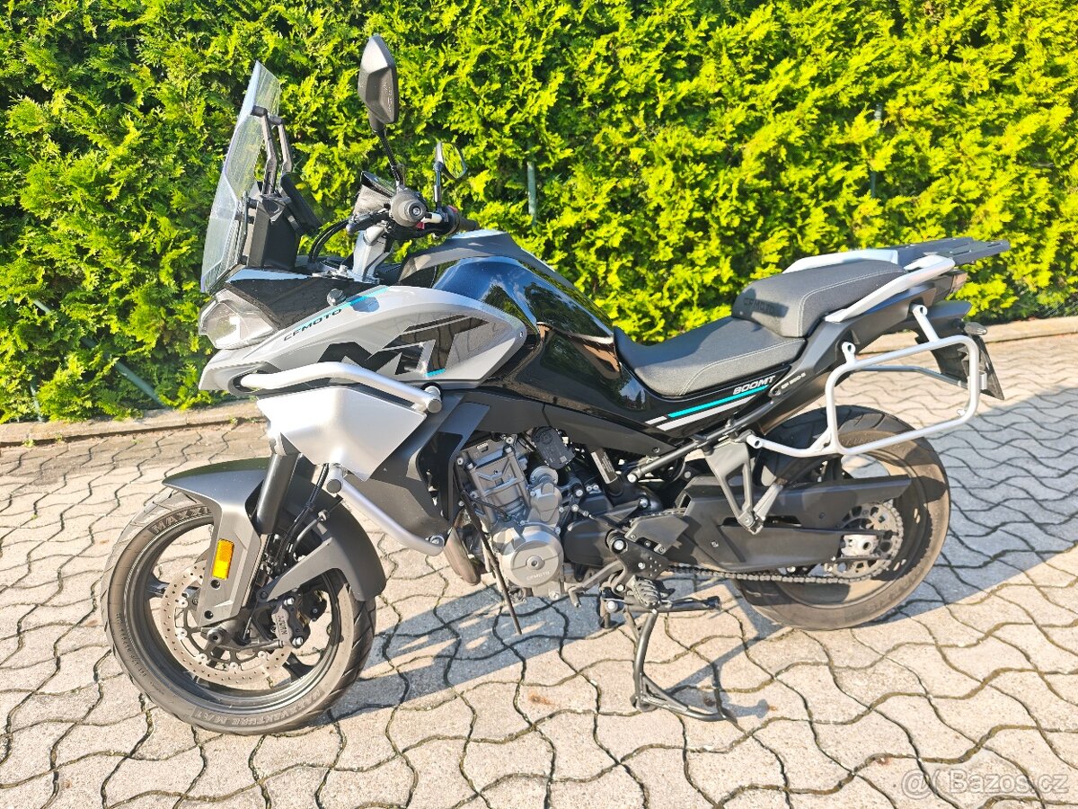 CFMOTO 800MT Sport TOP STAV + možnost výbavy
