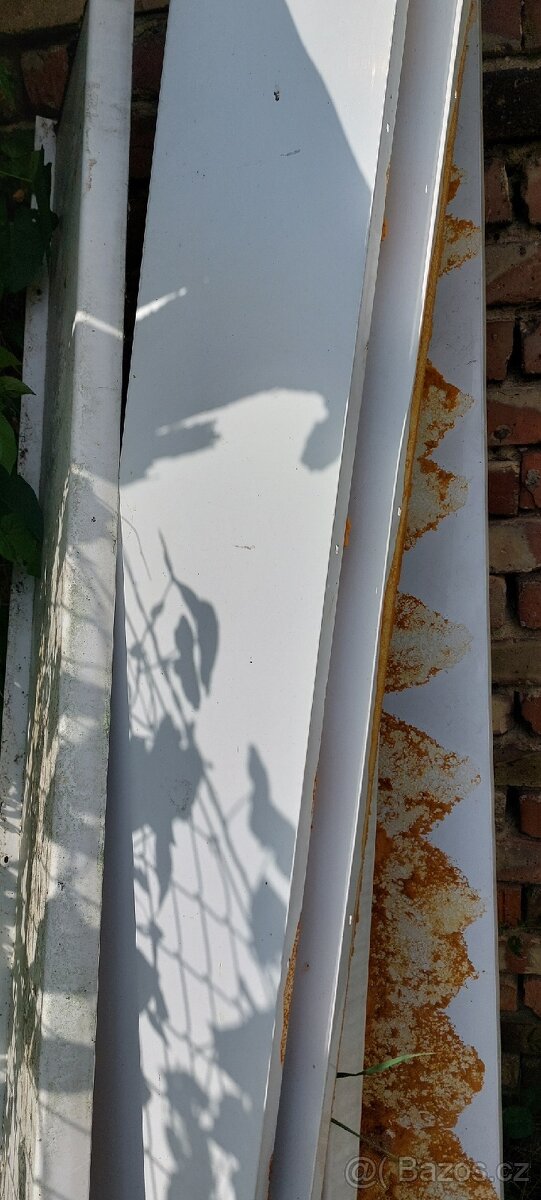 Parapety venkovní kovové