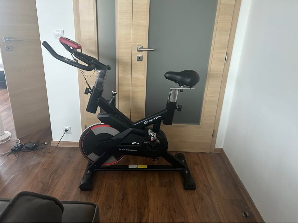 Cyklotrenazer inSPORTline Alfan, cerno-cervena