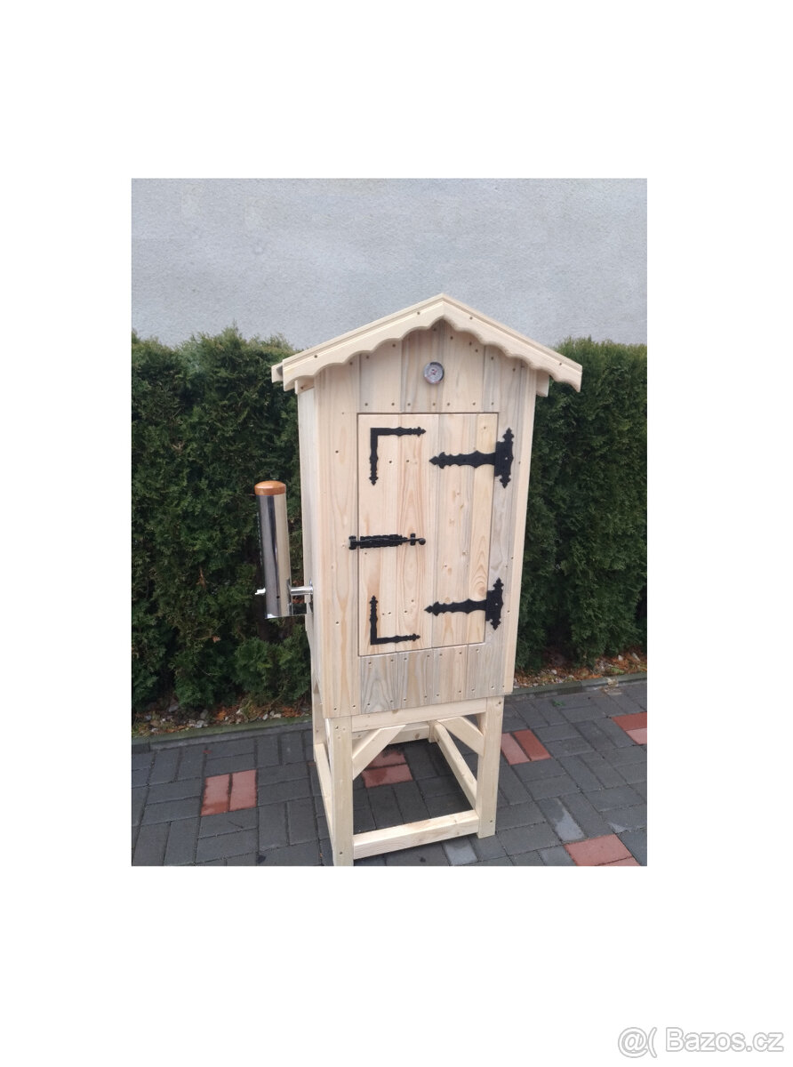 Elektrická dřevěná udírna s DYMBOXEM - RETRO