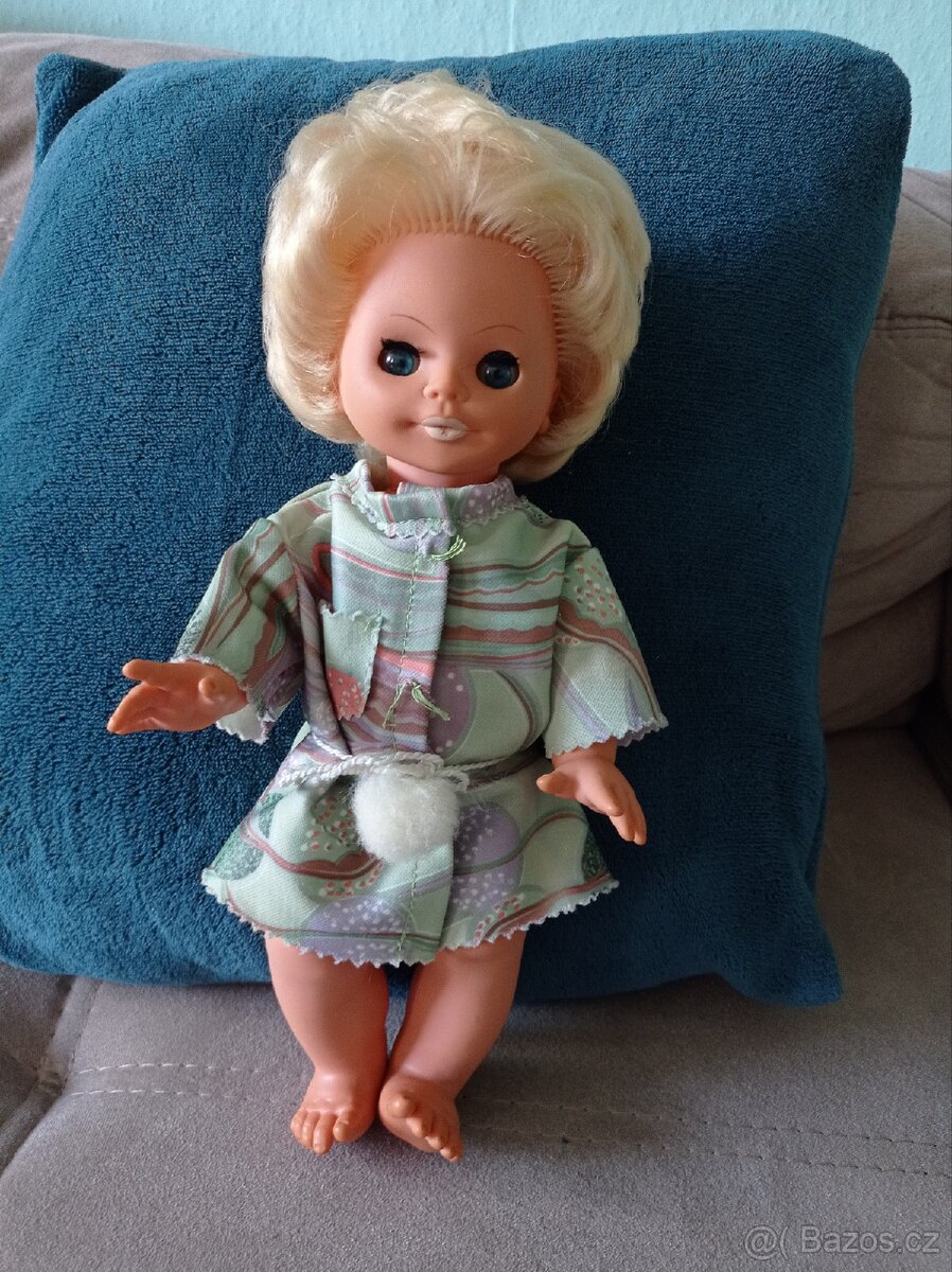 Stará retro panenka