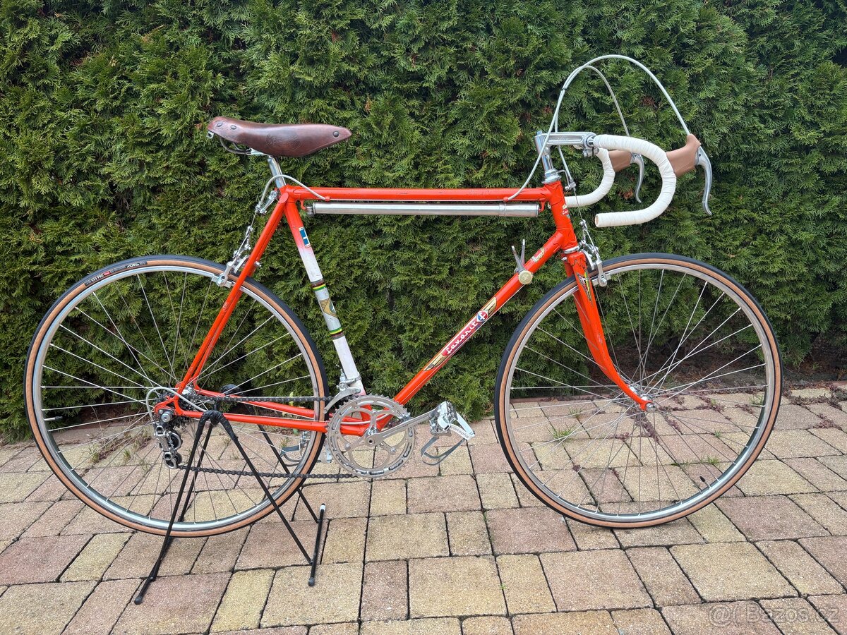 Kolo Favorit F12 z roku 1963