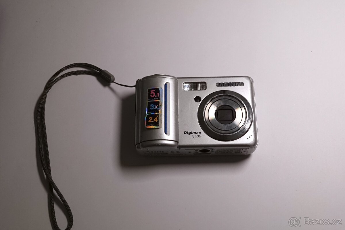 Retro fotoaparát Samsung Digimax S500