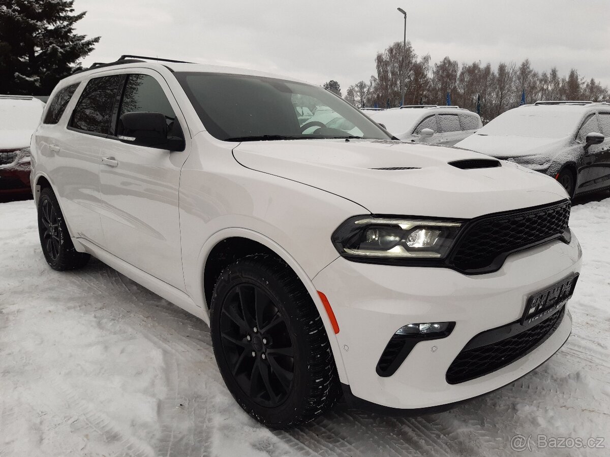 Dodge Durango R/T 5,7L HEMI, 4x4, Top výbava, 6míst, servis