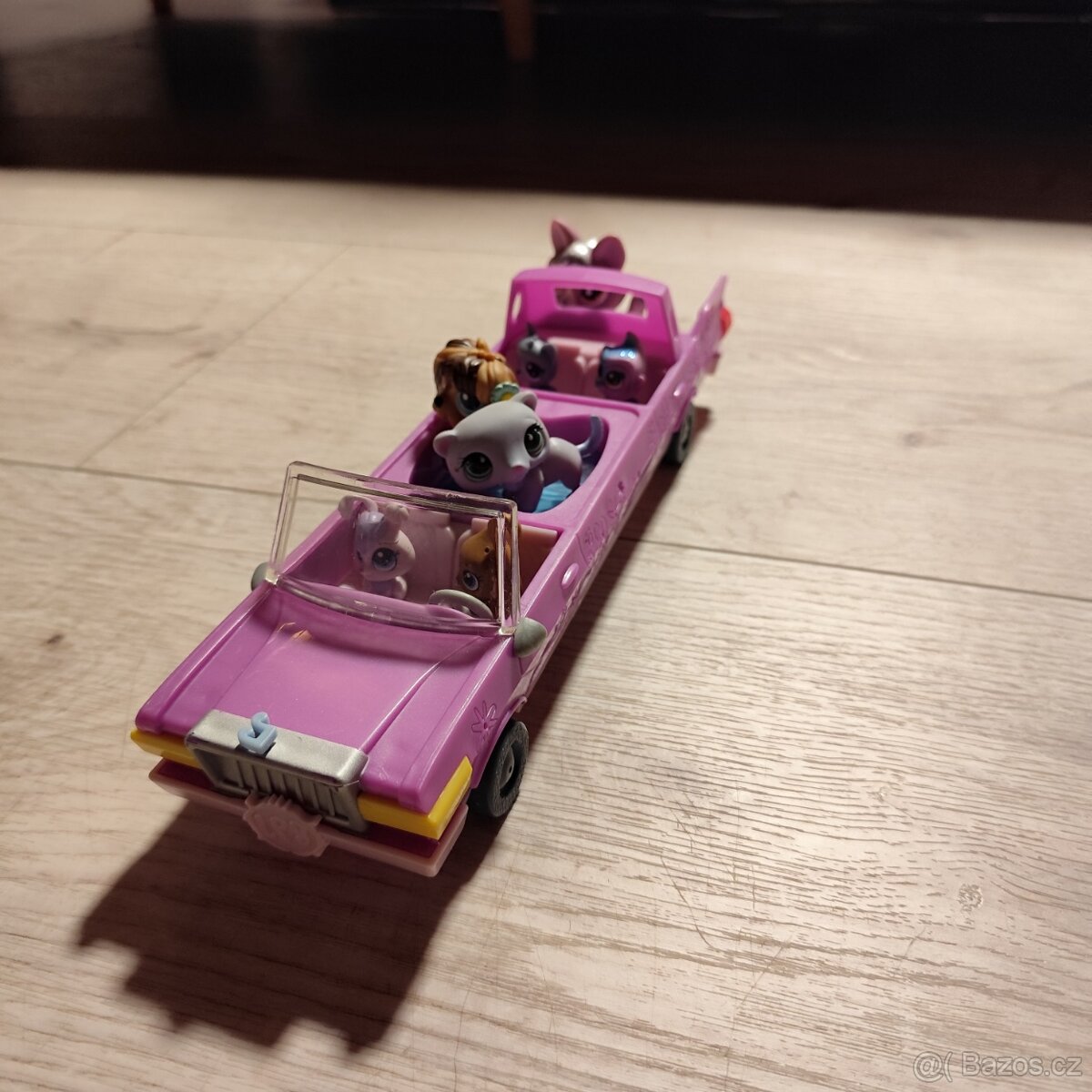 LPS limuzyna bez zvířátek