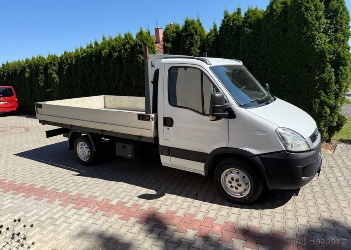 Iveco Daily 2,3 HPi Valník 35S13 Tažné nafta