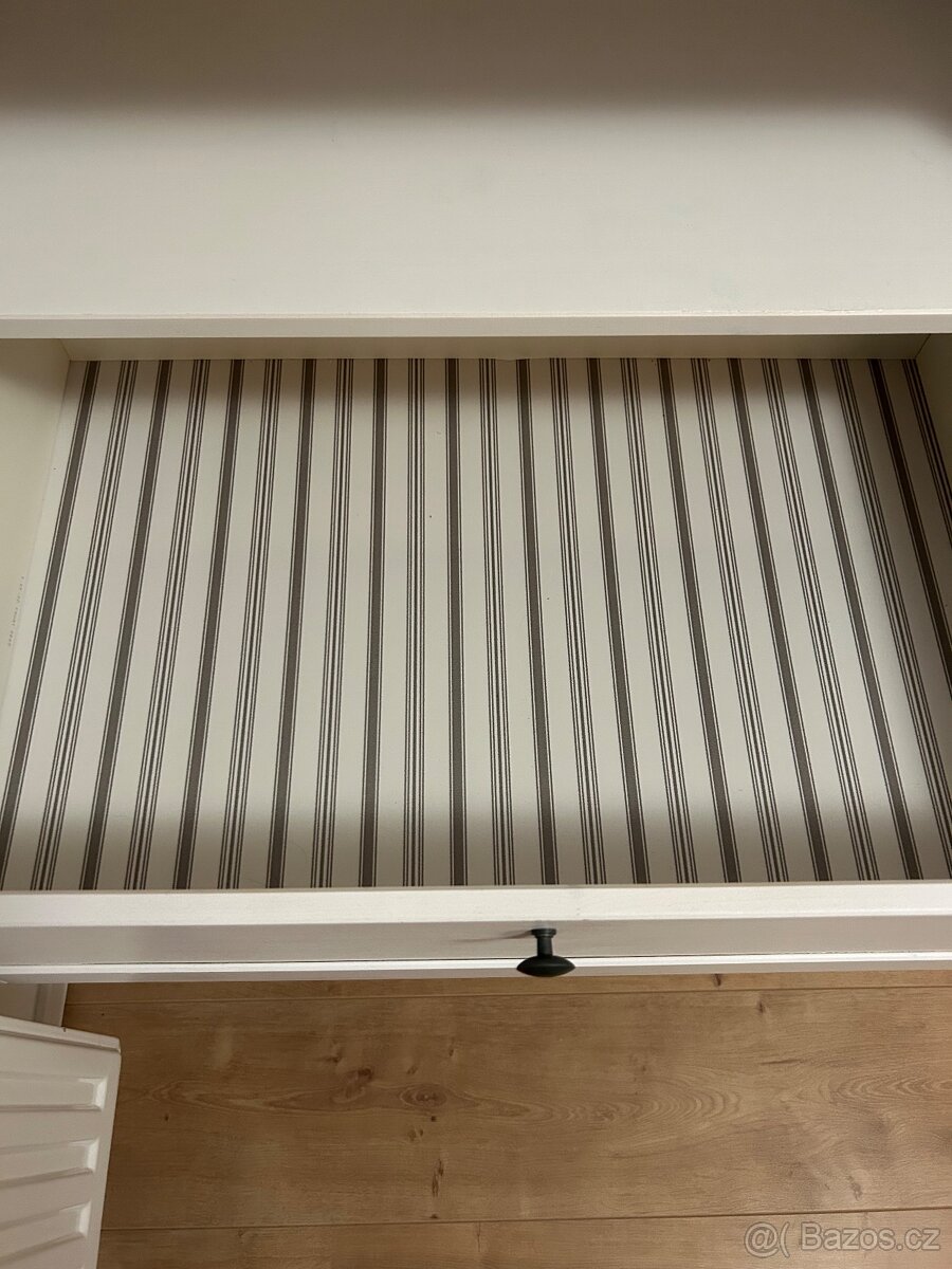 Přebalovací pult ikea