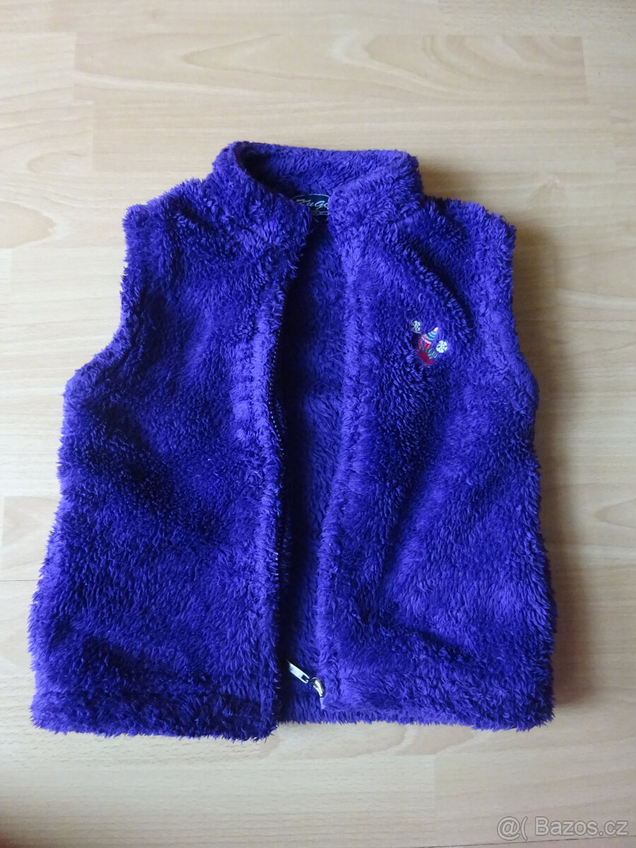 Teplá fialová vesta vel. 104