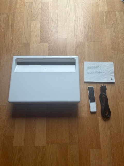 Mi Laser Projector 150"