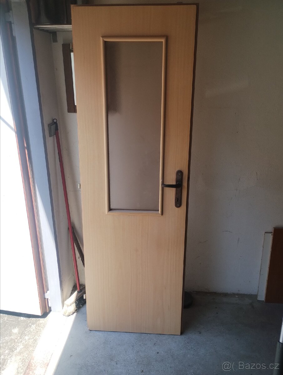 Dveře, 60cm, pravé