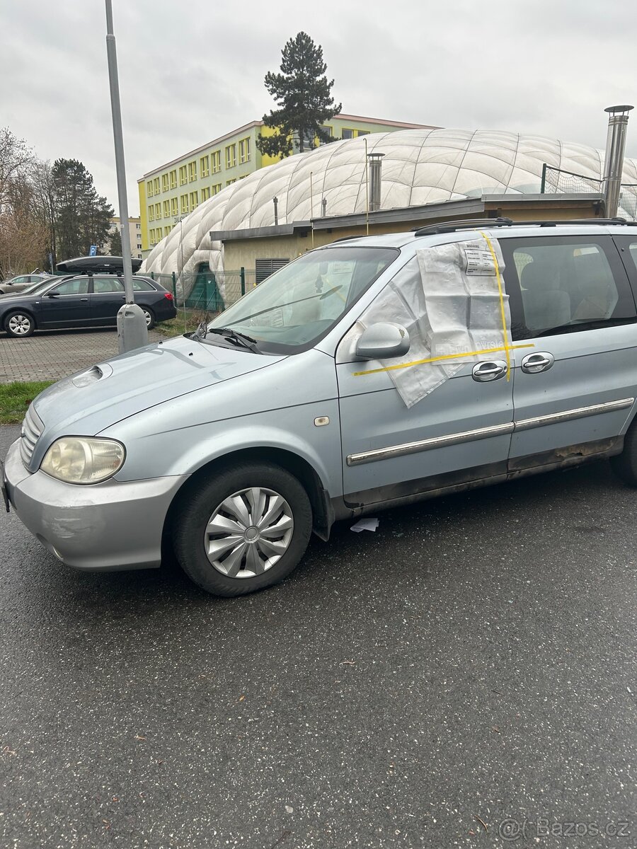 Kia Carnival 2.9crdi
