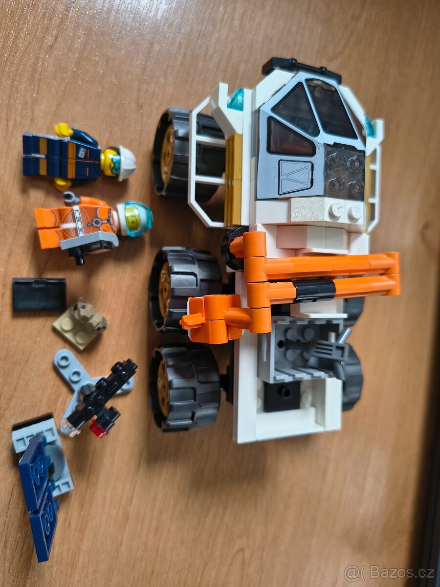 Lego 60225 Rover testing drive