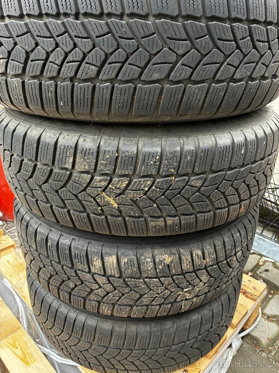 Citroen Berlingo disky vč.pneu sada zimni 185/65R15