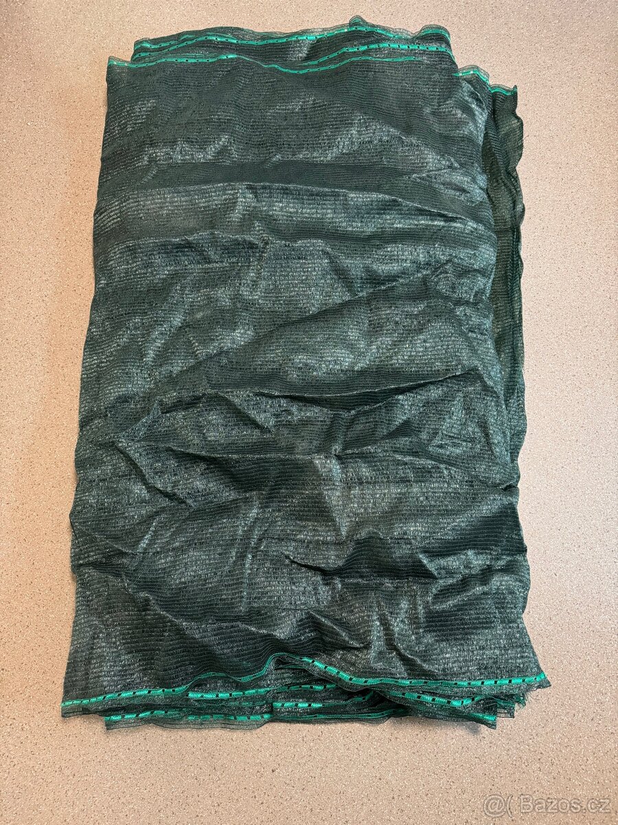 Stínící tkanina UV90% zelená