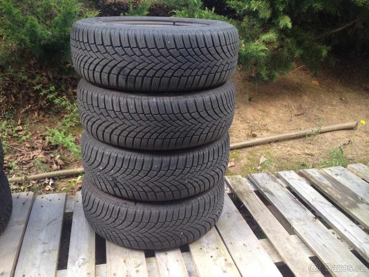 Zimní pneumatiky Bridgestone 205/60R16 96H