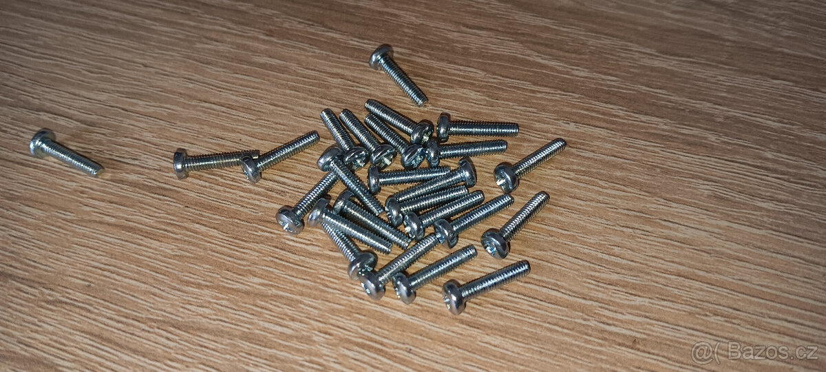 Šrouby s půlkulatou hlavou M2,5x12mm DIN 7985 Ocel Zinek