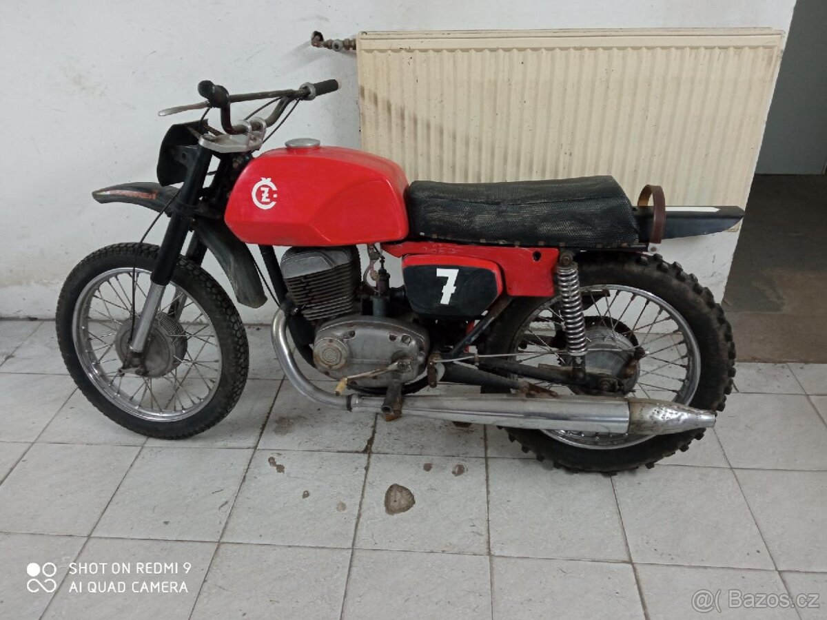 ČZ 125 476 teréní