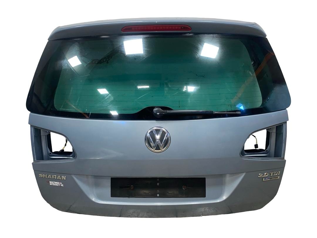 Páté dveře světle šedá LR7J VW Sharan 7N r.v. 2011