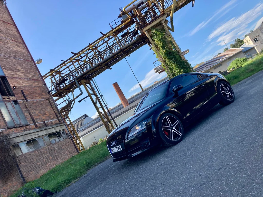 Prodam Audi TT 8J mk2