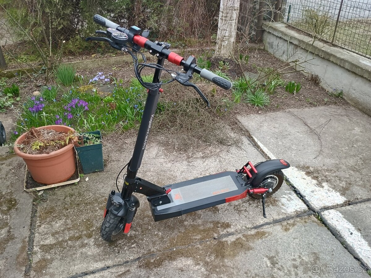 Elektro koloběžka Kugoo KIRIN M4 PRO