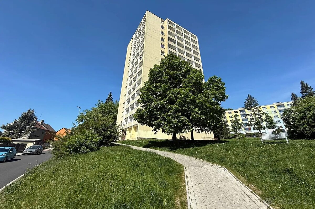 Prodej bytu 3+1 72 m² Mírová, Klášterec nad Ohří