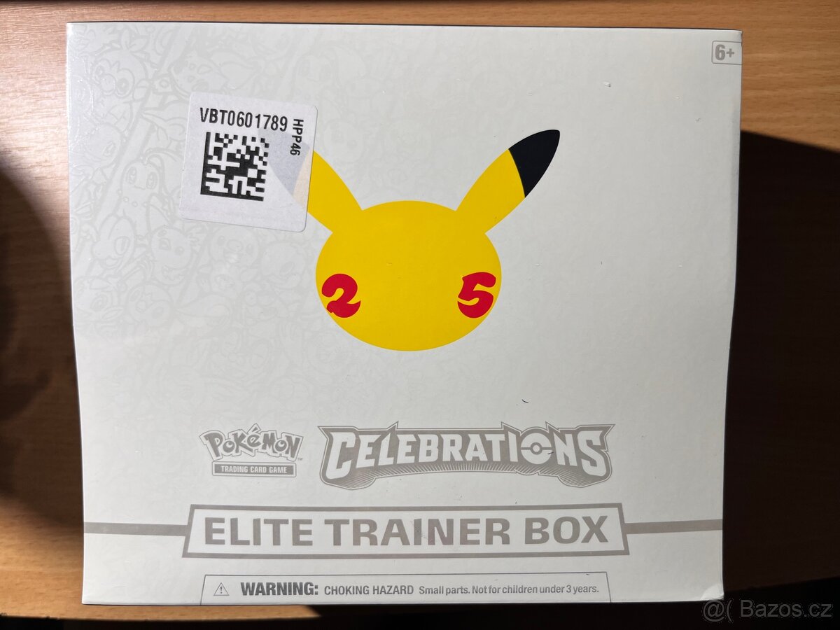 Pokémon Celebrations ETB